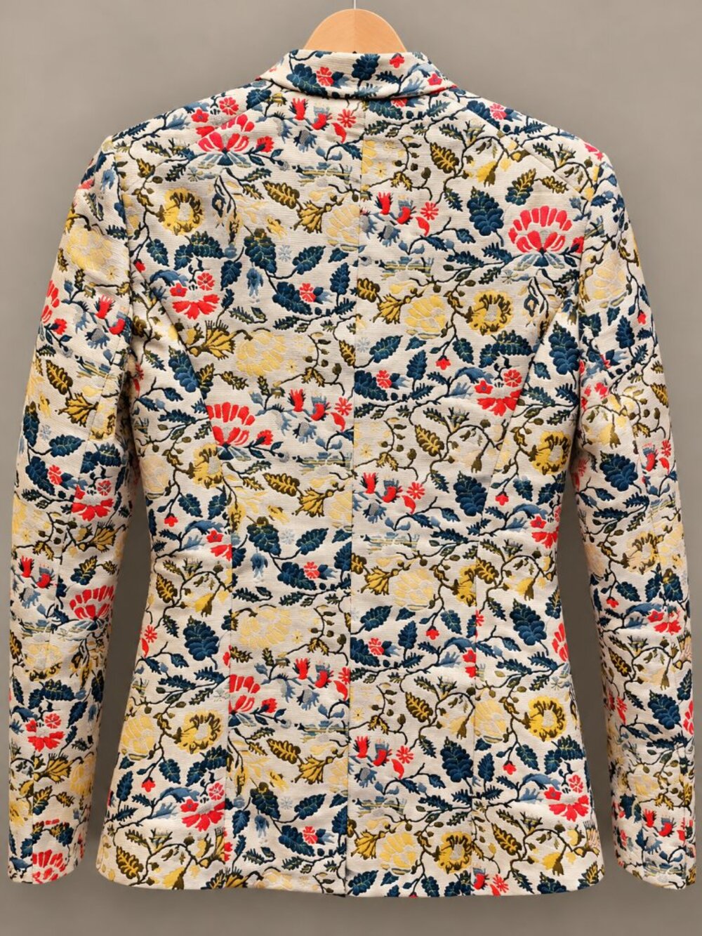 Bebe 2 Anina Floral Jacquard Woven Jacket NWT  Military Crest Buttons - Picture 5 of 8